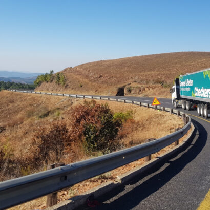 Why Combining Pallet Storage and Freight Transport Simplifies Logistics